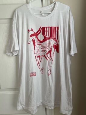 Deftones White & Red Grunge White Pony Horse Skeleton Band T-Shirt 2XL